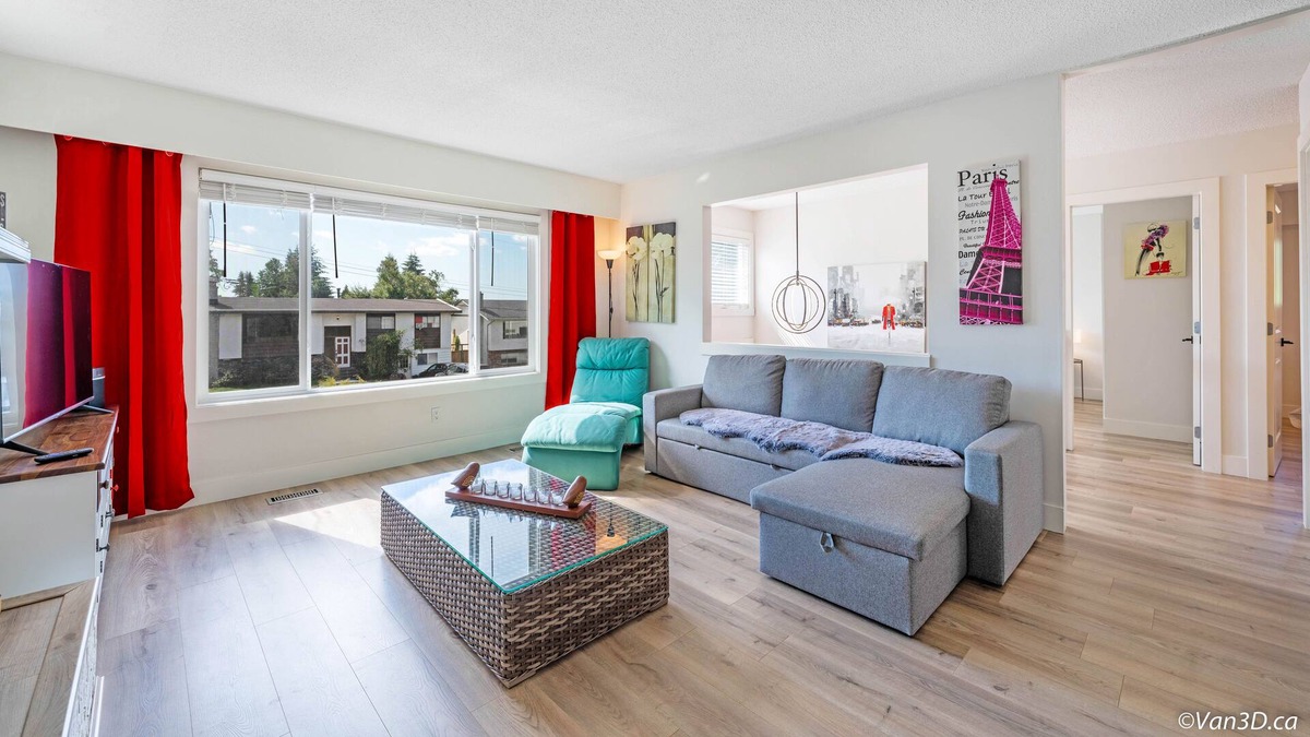 Mission House | Swan Place - Cheerful 3-bedroom home in Mission