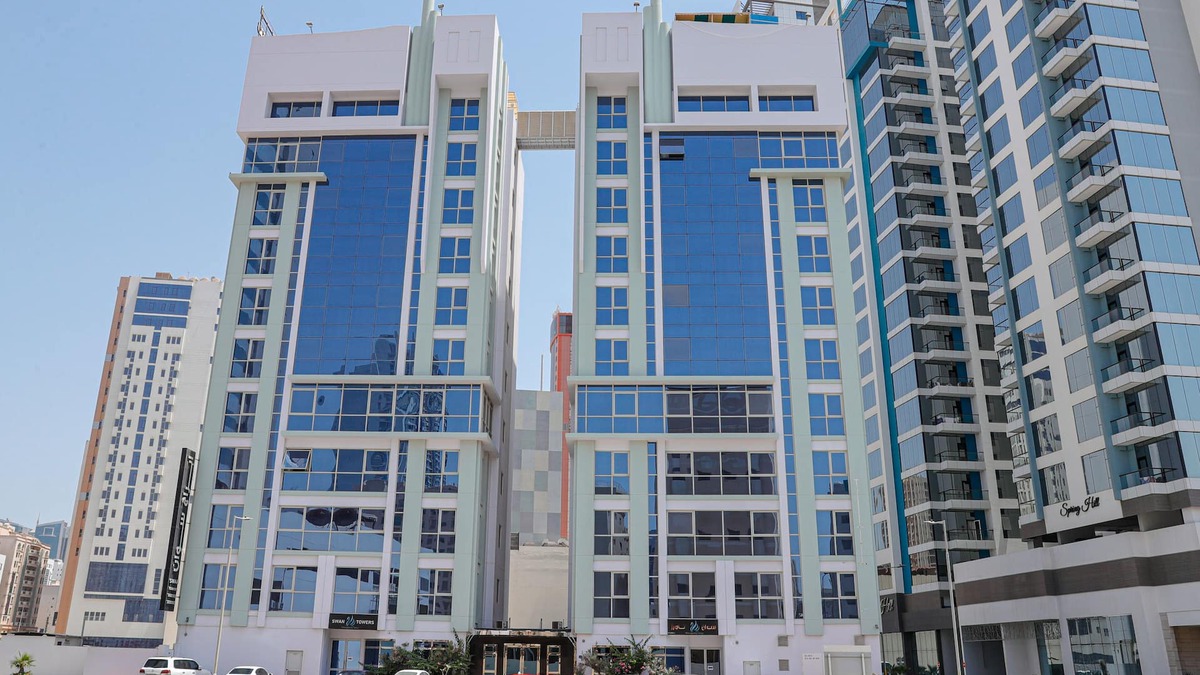 Manama Apartment | Swan Towers centrally located at heart of popular Juffair. near to Grand Mosque