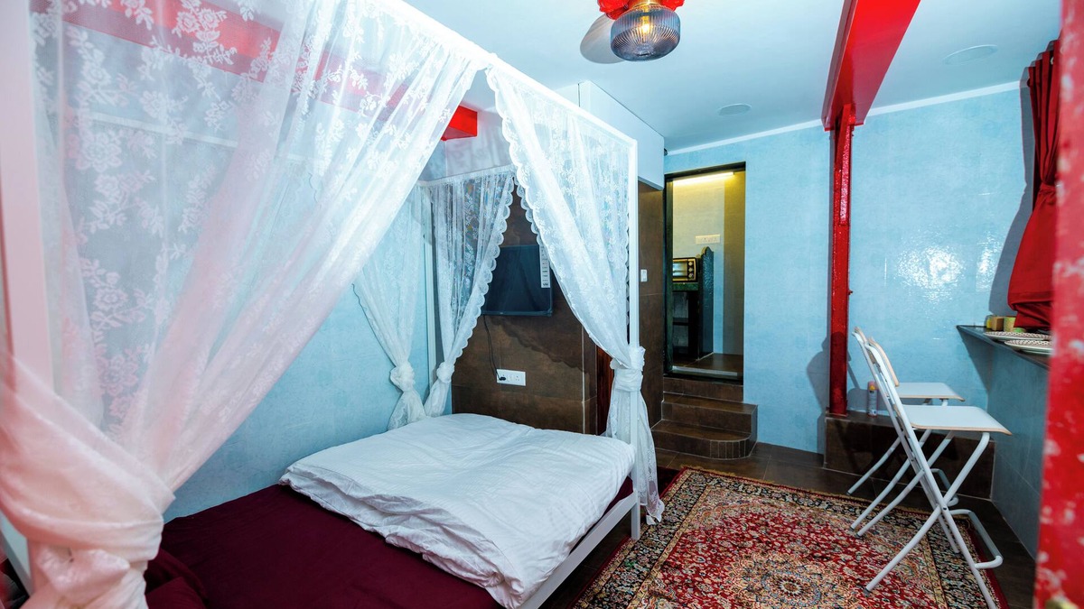 Bandra West Apartment | Swank at Sunset 1BR Studio Apartment