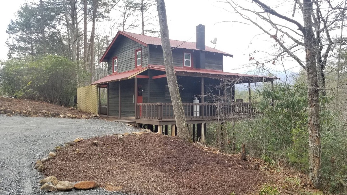 Sautee Nacoochee House | Swann's View - Newly remodeled in 2021 with amazing mountain views!