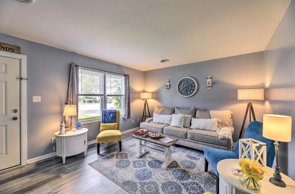 Swansboro House | Swansboro Coastal Home Less Than 3 Mi to State Park!