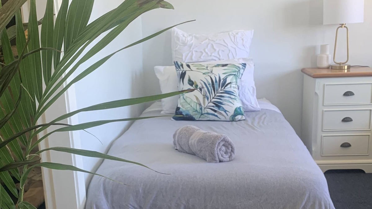 Lake Macquarie City Council House | Swansea Peninsula Accomodation - 5 min to beach!