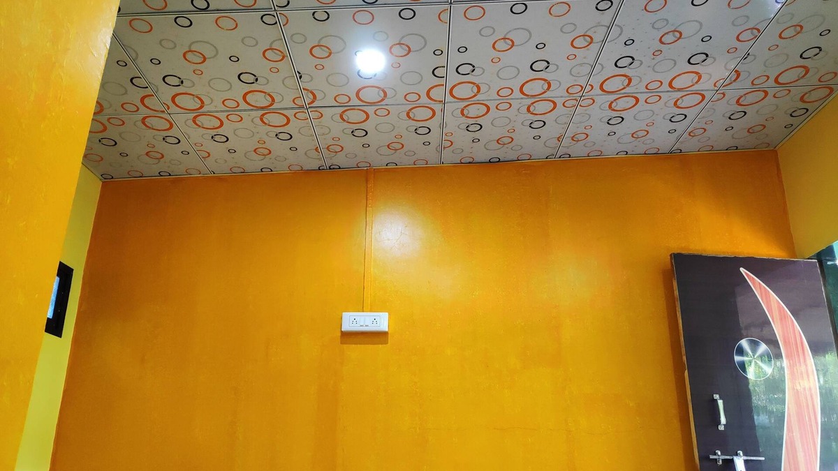 Shrivardhan Bed & Breakfast | Swapnapurti golden holiday room