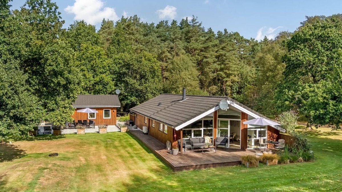 Helberskov Strand House | "Swarthofthi" - 340m to the fjord by Interhome