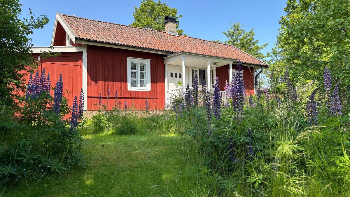 Mariestad House | Swedish house with garden & canoe - Hus Solgården in Mariestad