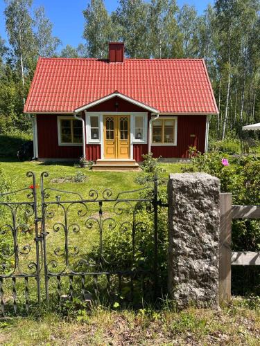 Alsterbro House | Swedish idyllic forest house