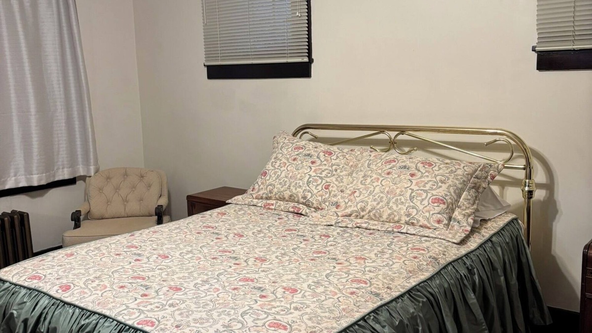 Forest Hills Apartment | Sweet 1-brm apt near DT Pgh,CMU/Pitt,Monroeville/Murrysville,O-S Parking,VFIOS