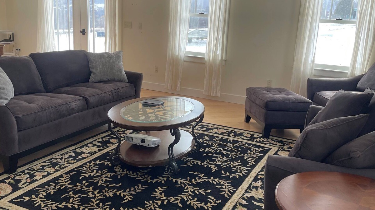 Hillsdale Apartment | Sweet 2-bedroom apartment on horse farm in Hillsdale with WiFi and AC