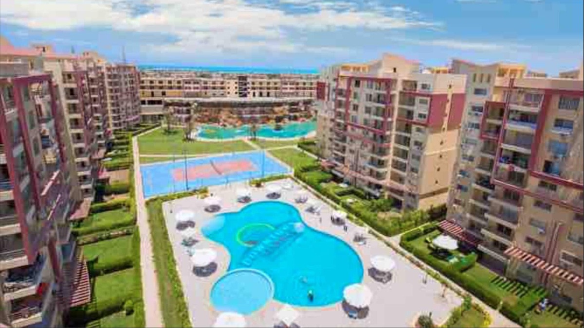 Al-Hammam Resort | Sweet 3-bed apartment in a resort at North Coast