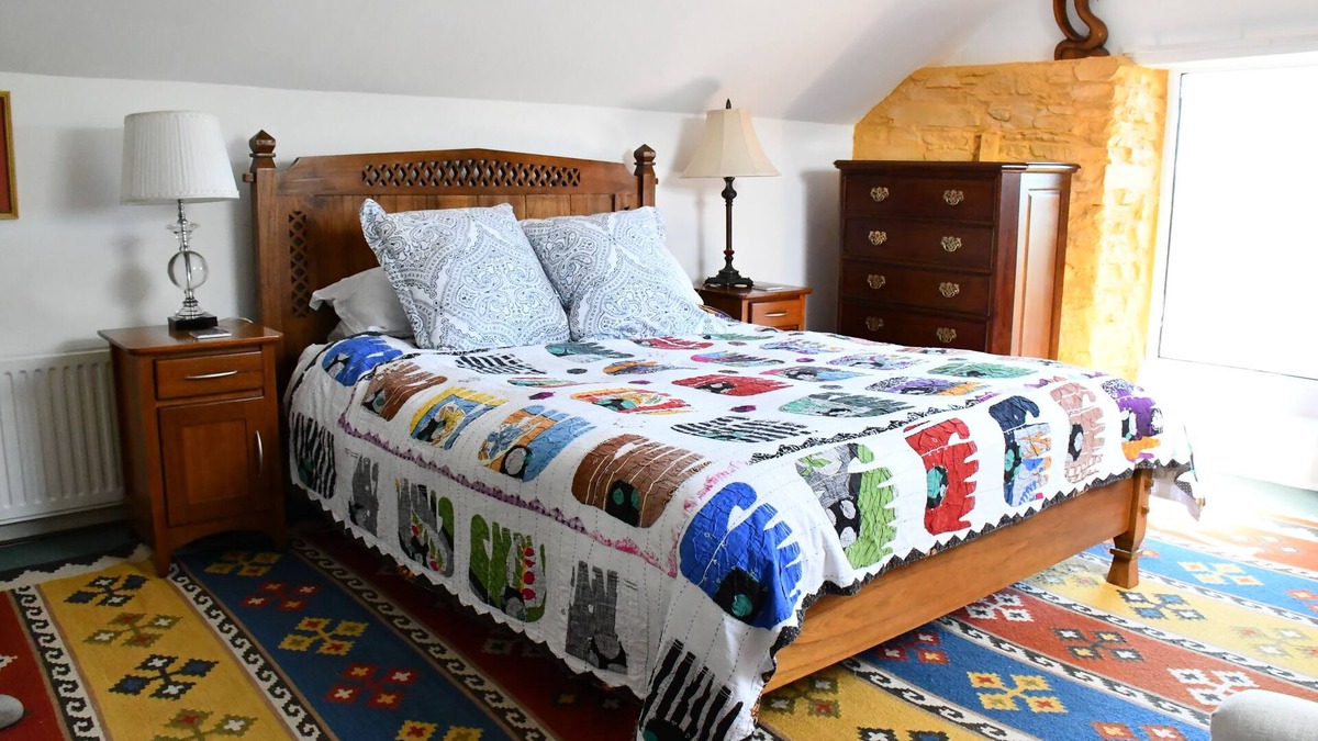 Butlerstown Cottage | Sweet Cottage on a Headland -Beside a Beautiful Beach on the Wild Atlantic Way
