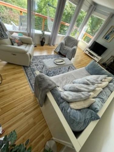 Nelson House | Sweet Creek Retreat