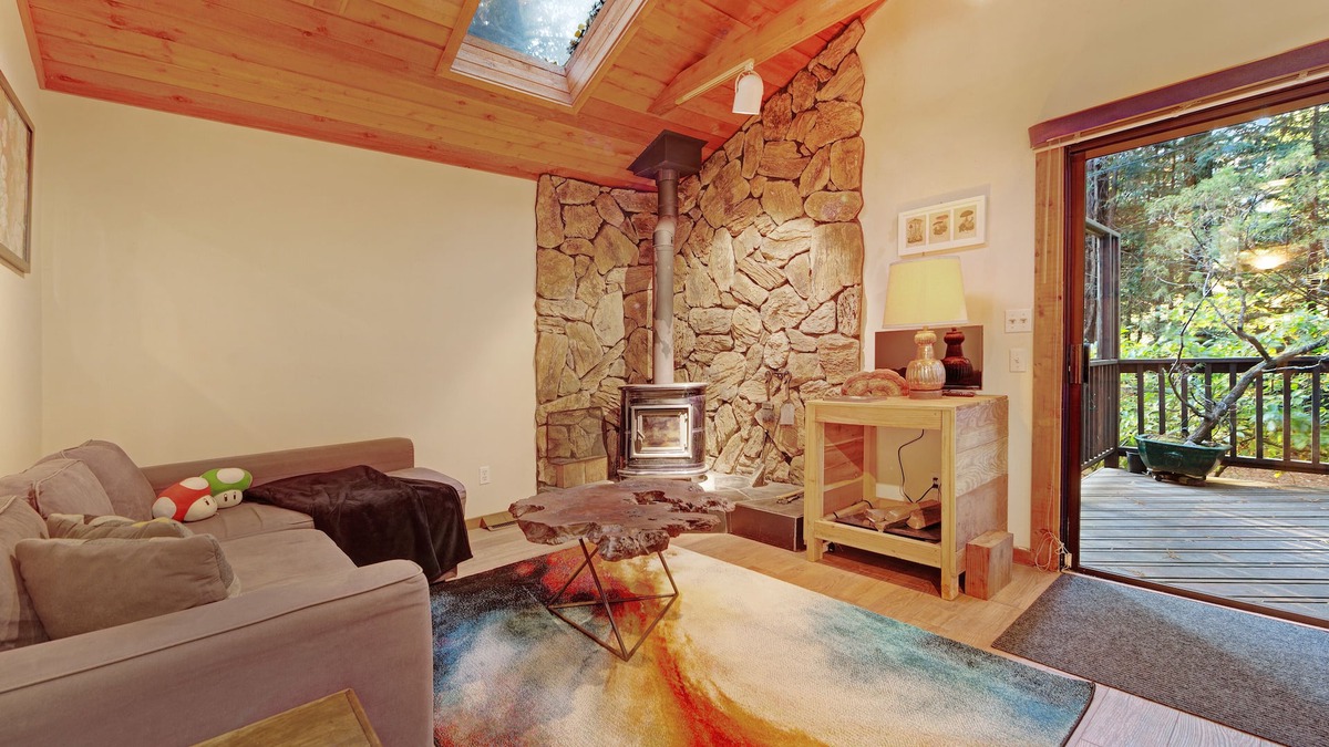 Villa Grande Cottage | Sweet, dog-friendly cottage in the redwoods with river beach access & fireplace