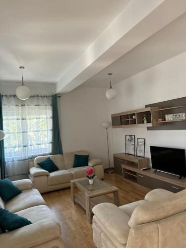 Sauk Apartment | Sweet Escape Apartment w POOL