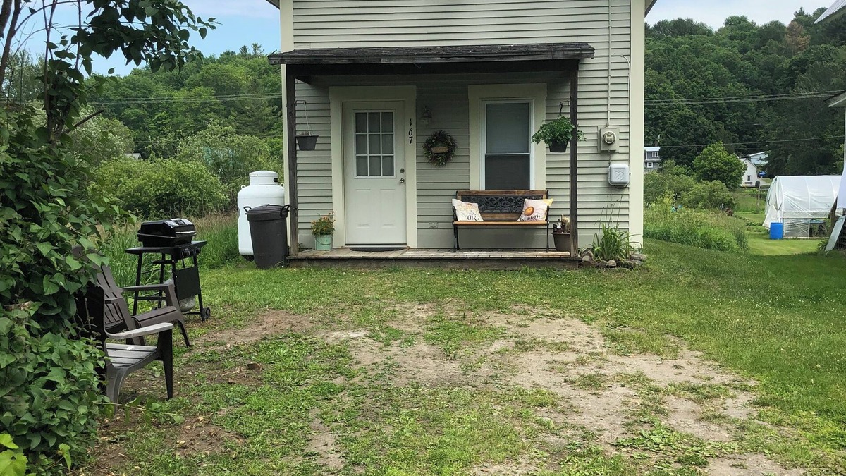 Barton Cottage | Sweet Escape Cottage on River