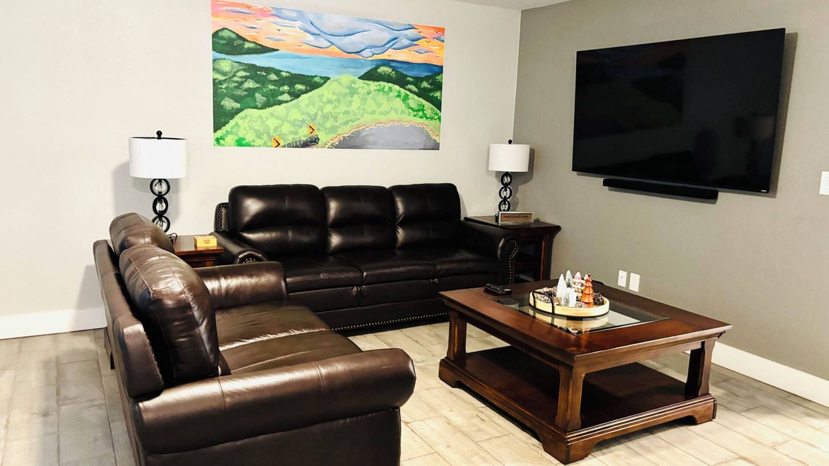 Fayetteville House | Sweet Home 2 BR