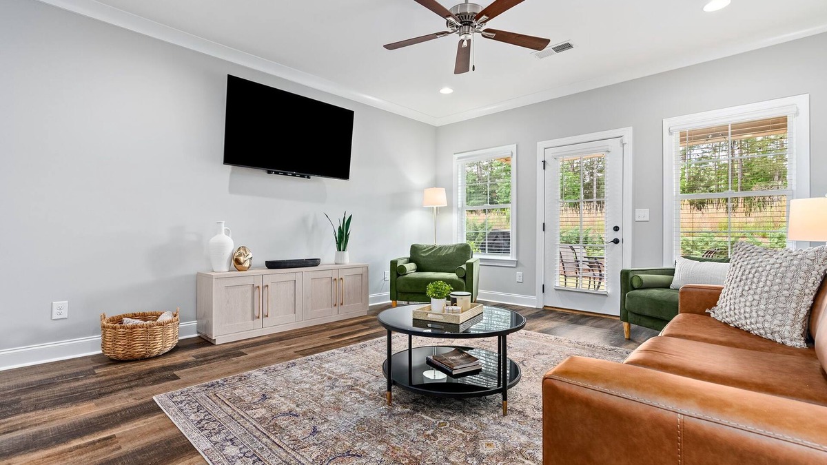 Auburn - Opelika House | Sweet Home Auburn - Townhome minutes to campus!