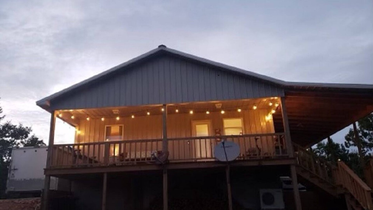 Ozone Cabin | Sweet Little Bee Hive in the Ozarks!