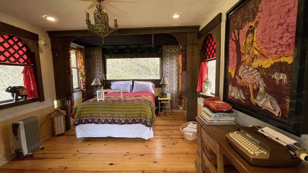 Olivehill Cottage | Sweet Little Boho Cottage at Downing Hollow Farm