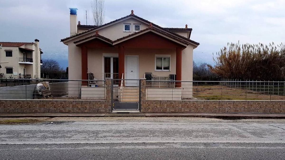 Mavromati House | Sweet Little Home Trikala