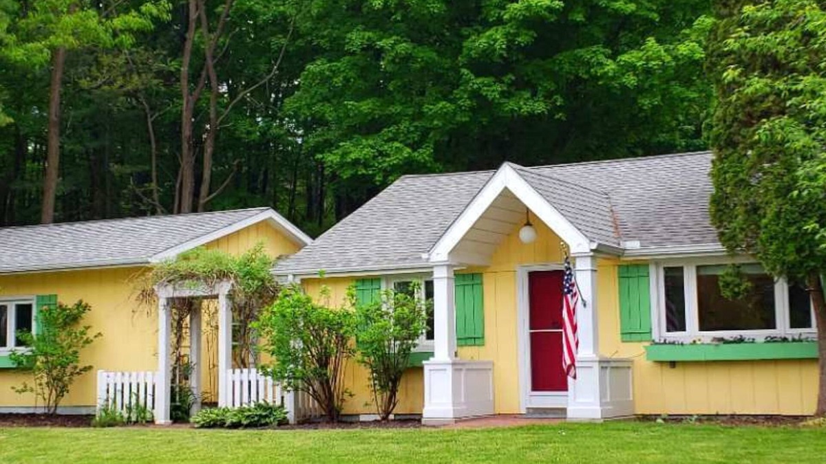 Alden House | Sweet Pea Cottage Sum