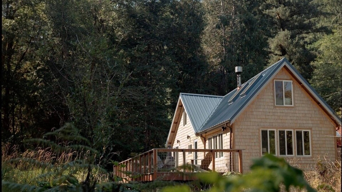 Cloverdale Cabin | Sweet Root Hollow Retreat