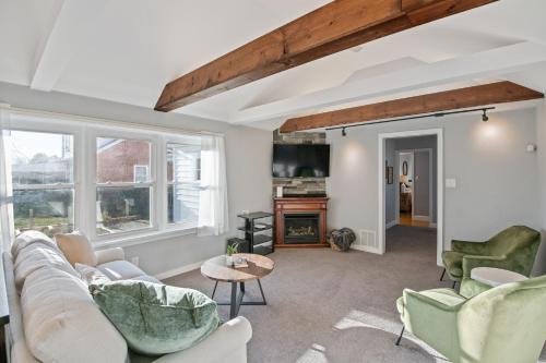 Palmyra House | "Sweet Serenity" Stay 10 Minutes from Hershey home