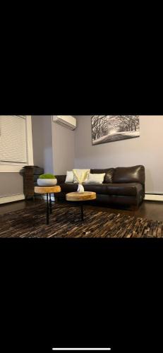 Queens Apartment | Sweet Sleep Oasis AB 3-5