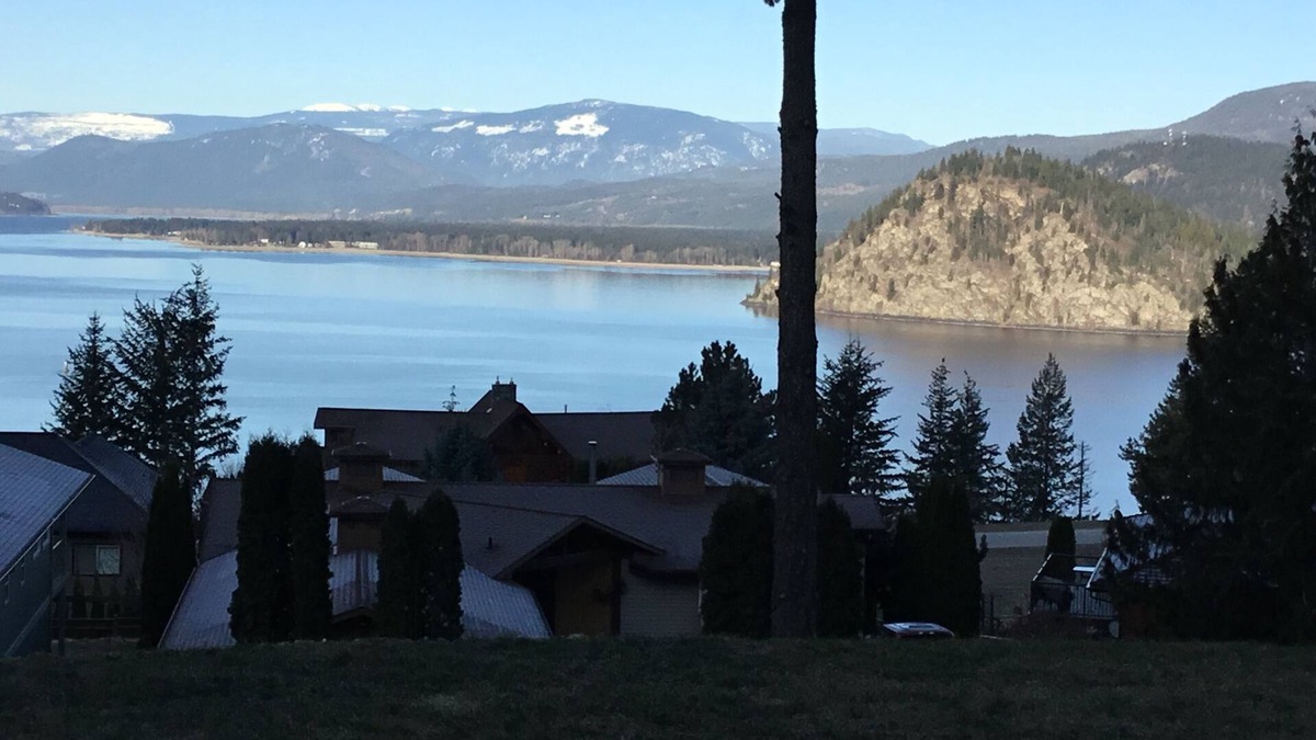 Blind Bay House | Sweet Suite Views: 1 Bedroom Suite/Sweeping Lake View/Nearby Beaches/Sunsets.
