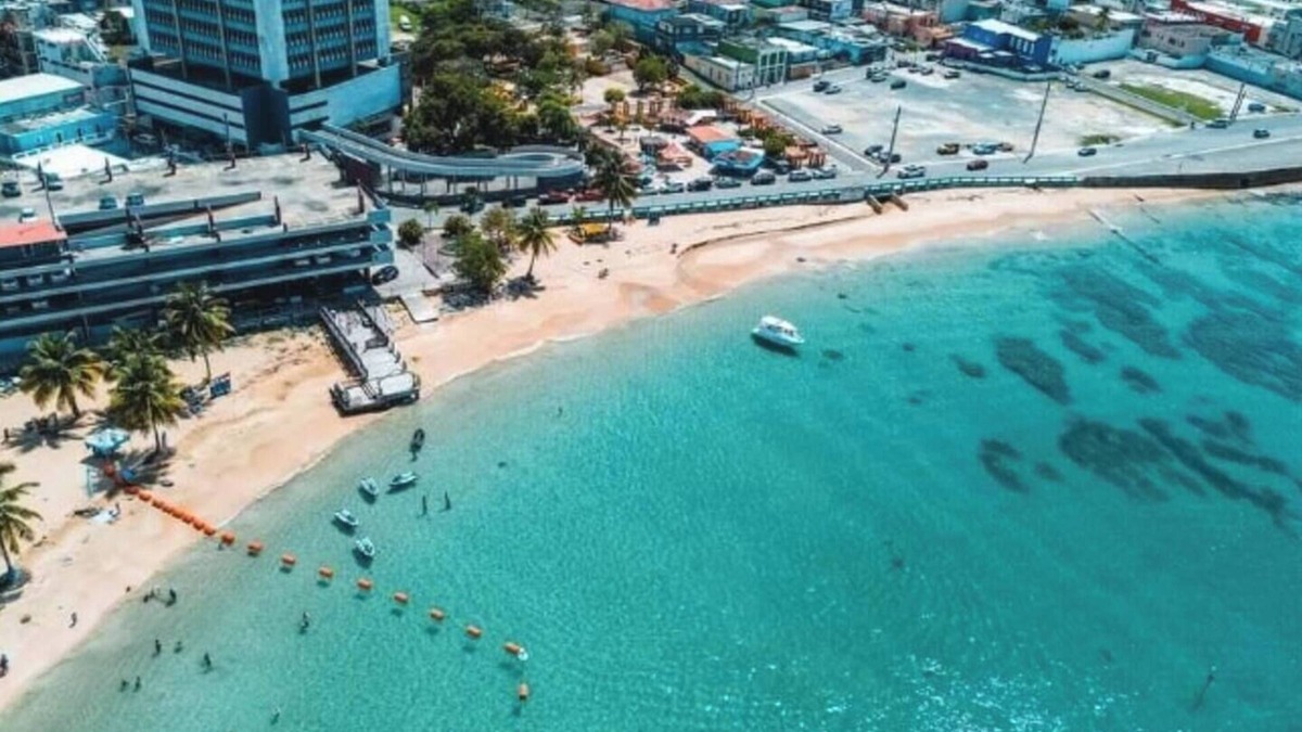 Aguadilla Pueblo Apartment | Sweet Sunset II- Rompeolas Beach
