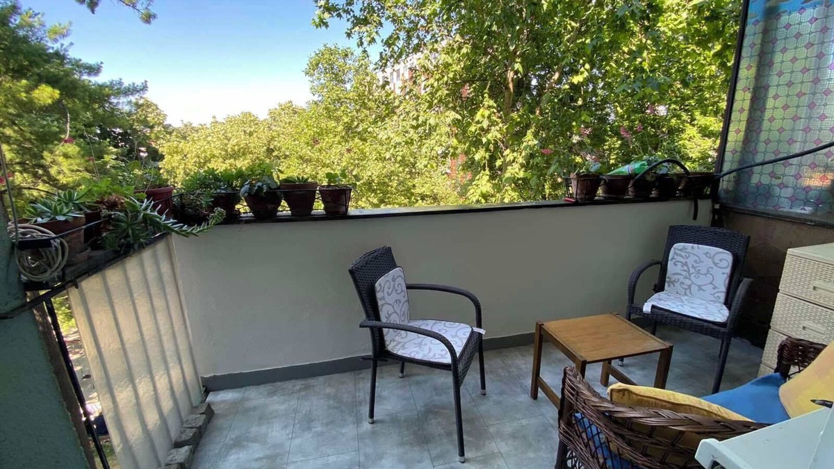 Vozdovac Apartment | Sweet urban apartment for max 4 Pet friendly, free public parking