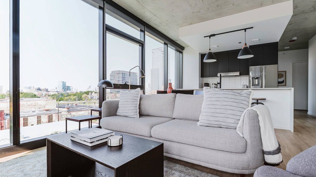 West Loop Apartment | Sweet West Loop 2BR w/Rooftop, Spa, Pool & Gym, by Blueground
