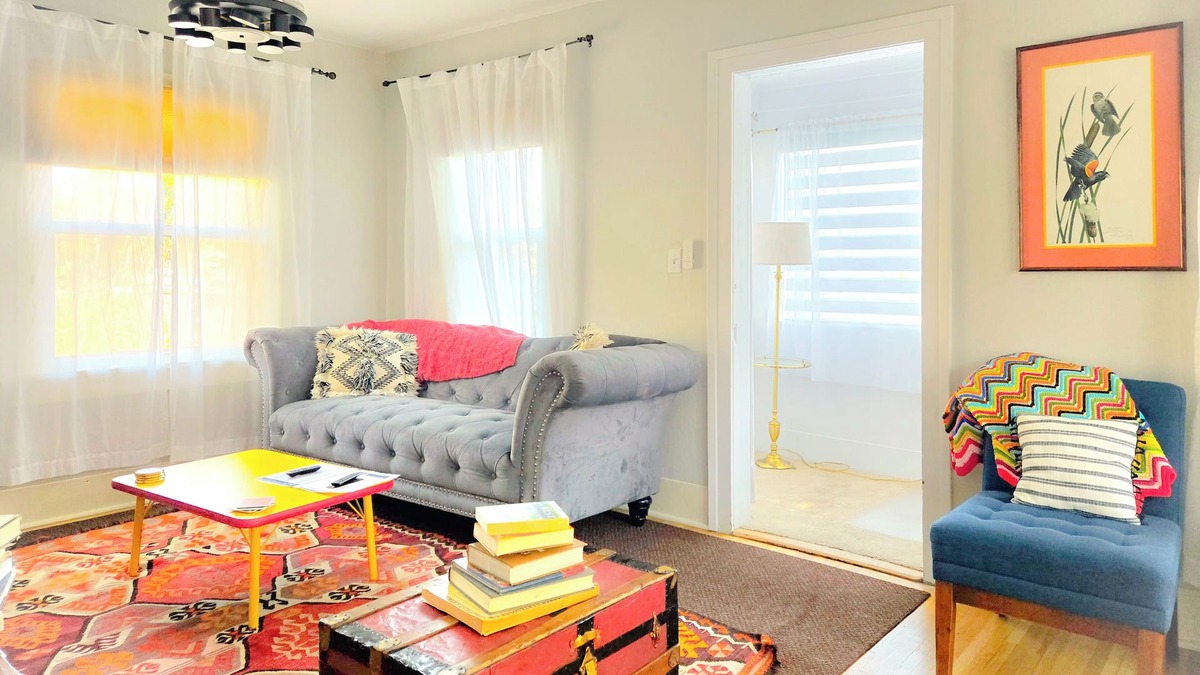Loveland House | Sweetheart City Sanctuary - Pets Friendly!