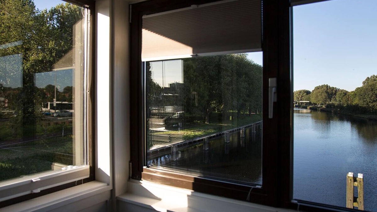 IJplein en Vogelbuurt Apartment | SWEETS - Meeuwenpleinbrug
