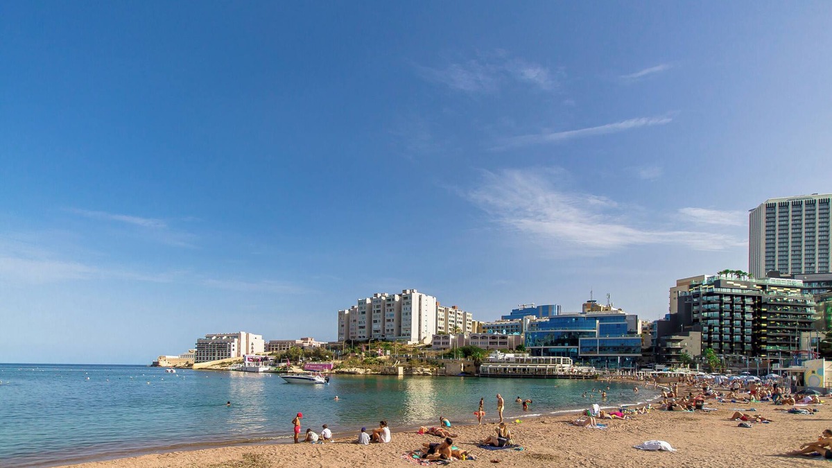 Swieqi Hotel | SwieqiStay Room8 private bath - Paceville