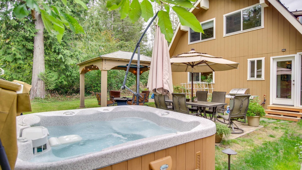 Gold Bar Cabin | Swim, Hike & Fish: ‘Owl’s Nest’ Gold Bar Cabin