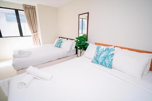 Pekeliling Hotel | Swing & Pillows - KL Pekeliling