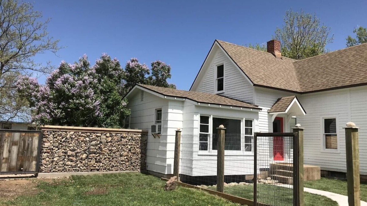 Spearfish House | Swisher Farmhouse @ Granny Flats