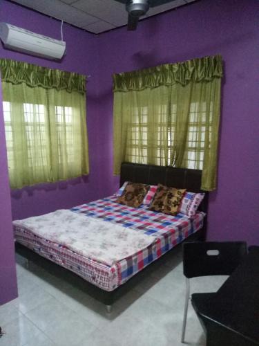 Kampung Sura House | Syahril homestay