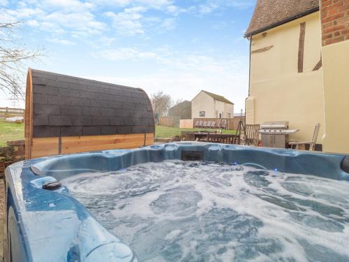 Ipswich House | Sycamore Farmhouse