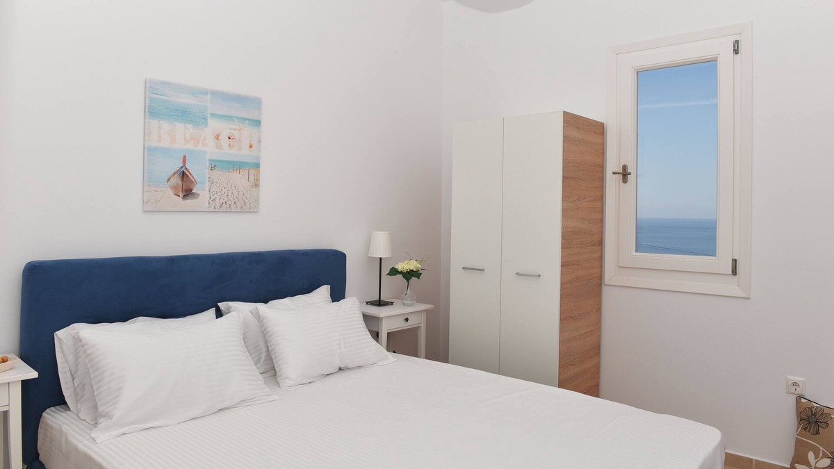 Megas Gialos House | Syros Summer House (Blue)