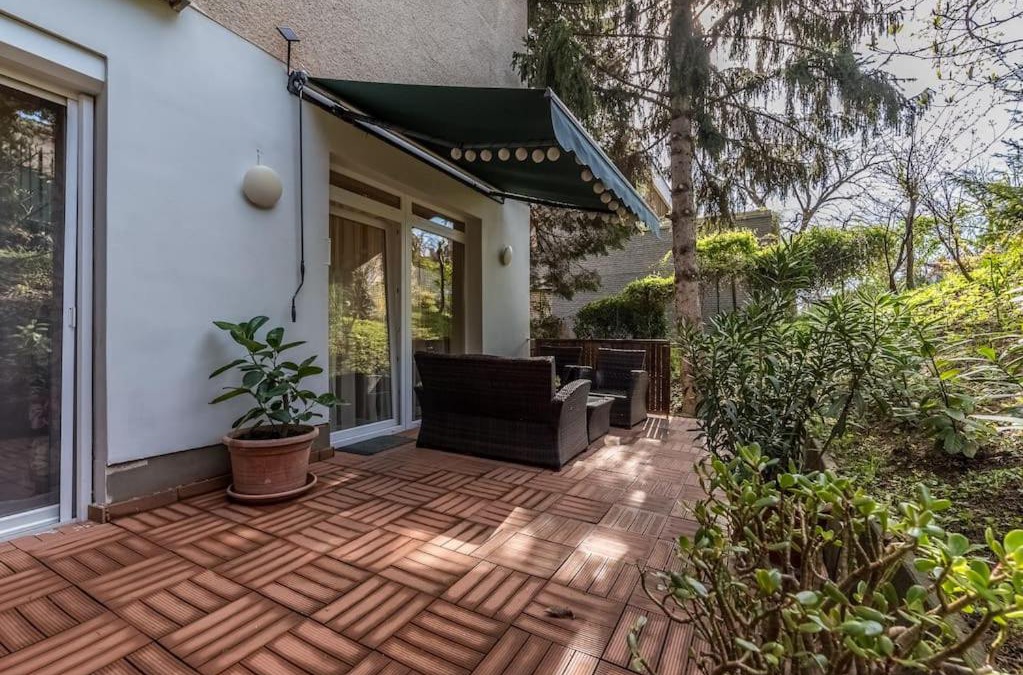 Krisztinavaros Apartment | Szabi Buda New Terrace