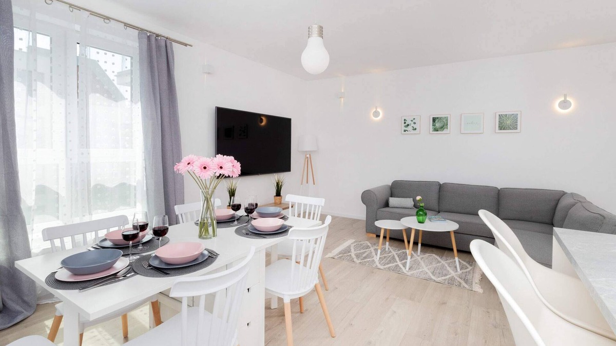 Wrzeszcz Apartment | Szymanowskiego 12 | Bright Apartment | Balcony