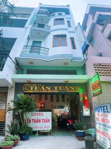 District 11 Hotel | Tân Tuấn Tuấn Hotel