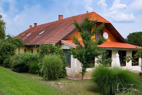 Oriszentpeter Apartment | Tókert Vendégház