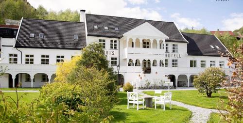 Marifjora Hotel | Tørvis Hotell
