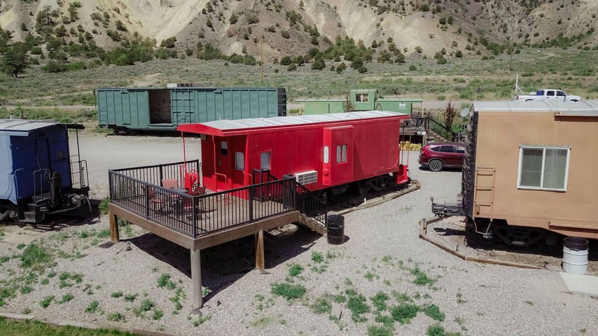 Sevier Apartment | T-0001) Missouri Pacific