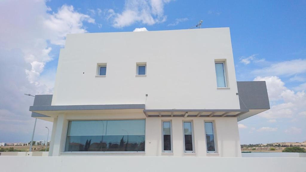 Livadia Villa | T&E Villa