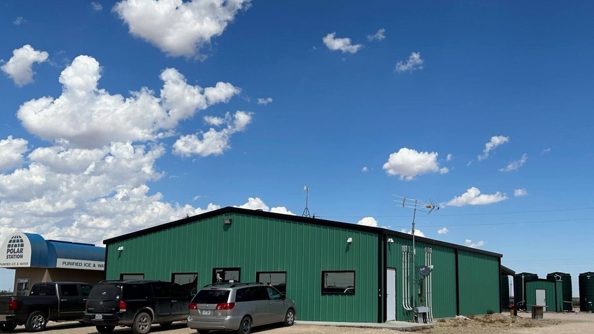 Crane Cabin | T-Rex Lodging is a top choice while working in West Texas!