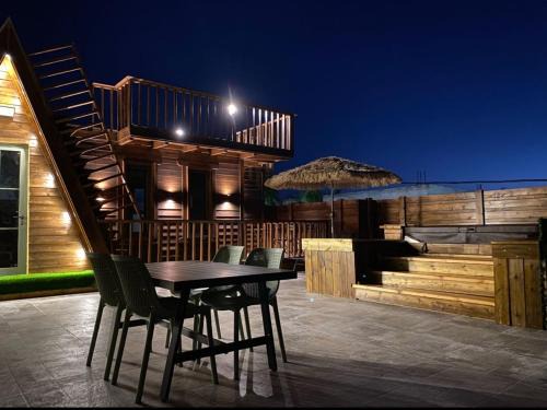 Daliyat al-Karmel Ski Chalet | T&S suite
