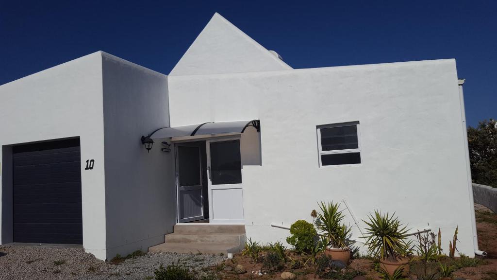 Dwarskersbos House | T & T Thiart Fisherman's House